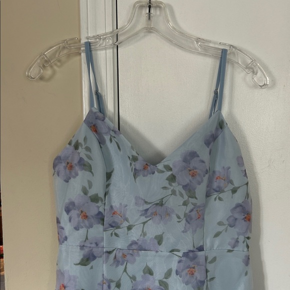 Lulu's Light Blue Floral trumpet pure splendor maxi dress size small new - Picture 2 of 5